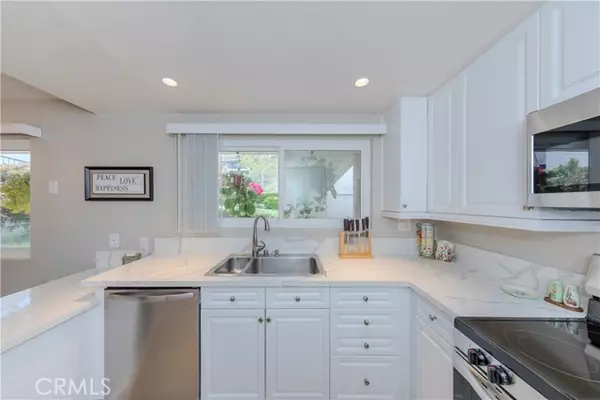 Laguna Woods, CA 92637,3379 Punta Alta B