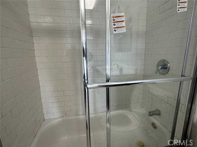 Ontario, CA 91764,939 E D ST