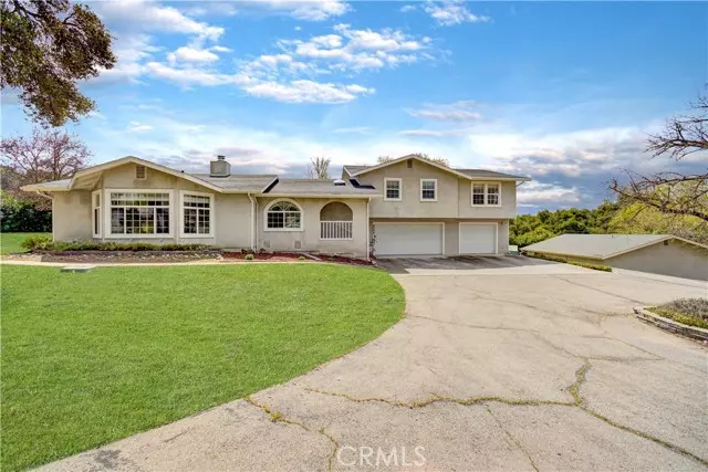 9005 Caleta LN, Atascadero, CA 93422