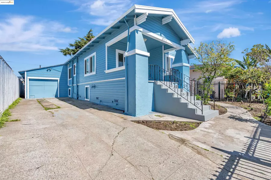 4526 Bond St, Oakland, CA 94601