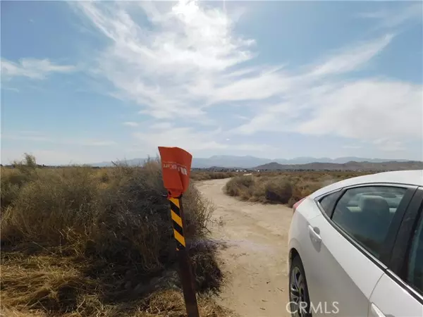 Lake Los Angeles, CA 93536,6 Avenue M