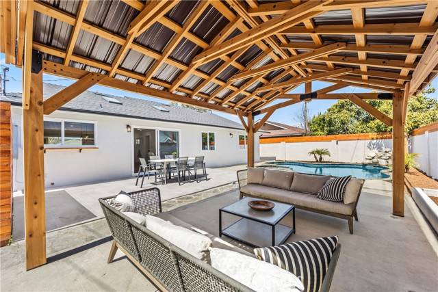 Huntington Beach, CA 92647,15832 Standish LN