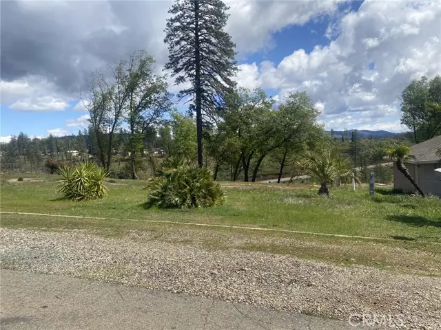 5568 Hilltop DR, Paradise, CA 95969