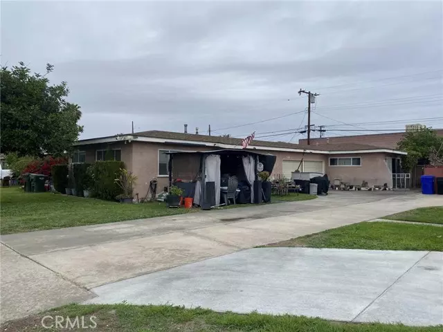 8637 Buckles ST, Downey, CA 90241