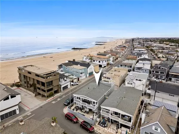 Newport Beach, CA 92663,4404 Seashore DR
