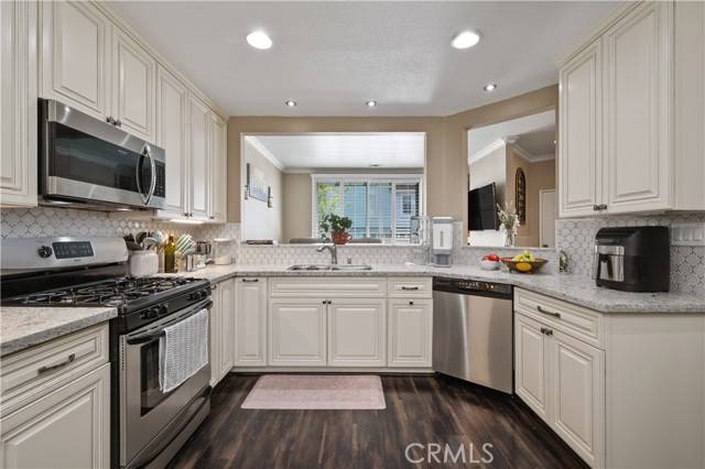 2225 Indigo Hills DR 3, Corona, CA 92879