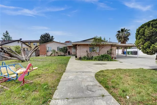 9215 Woodman AVE, Arleta, CA 91331