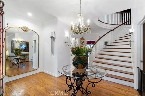 Sherman Oaks, CA 91423,4142 Dixie Canyon AVE