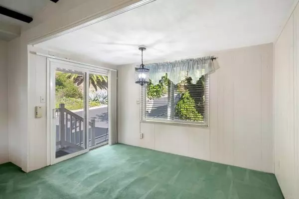 Chula Vista, CA 91913,1925 OTAY LAKES RD 6