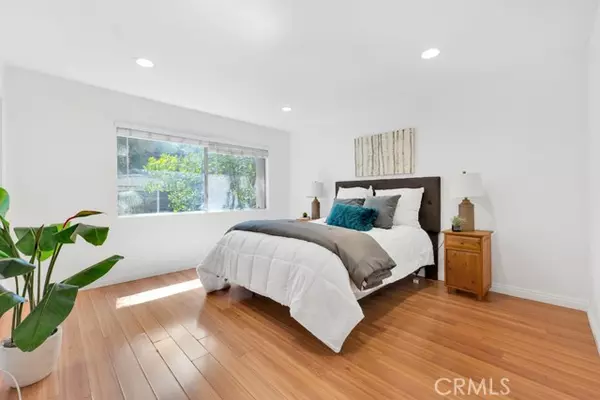 Sylmar, CA 91342,14287 Foothill BLD 16