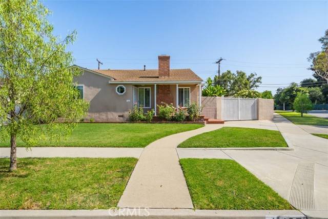 11127 Davenrich ST, Santa Fe Springs, CA 90670