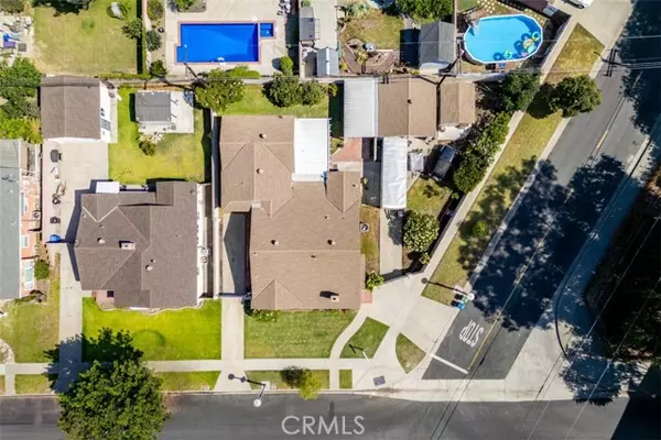 Santa Fe Springs, CA 90670,11127 Davenrich ST