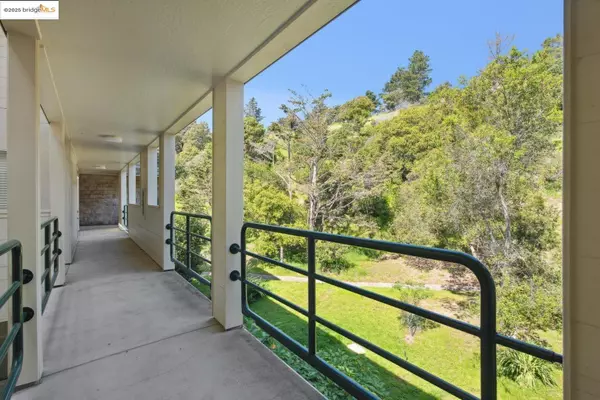 Richmond, CA 94801,1300 Quarry CT 303