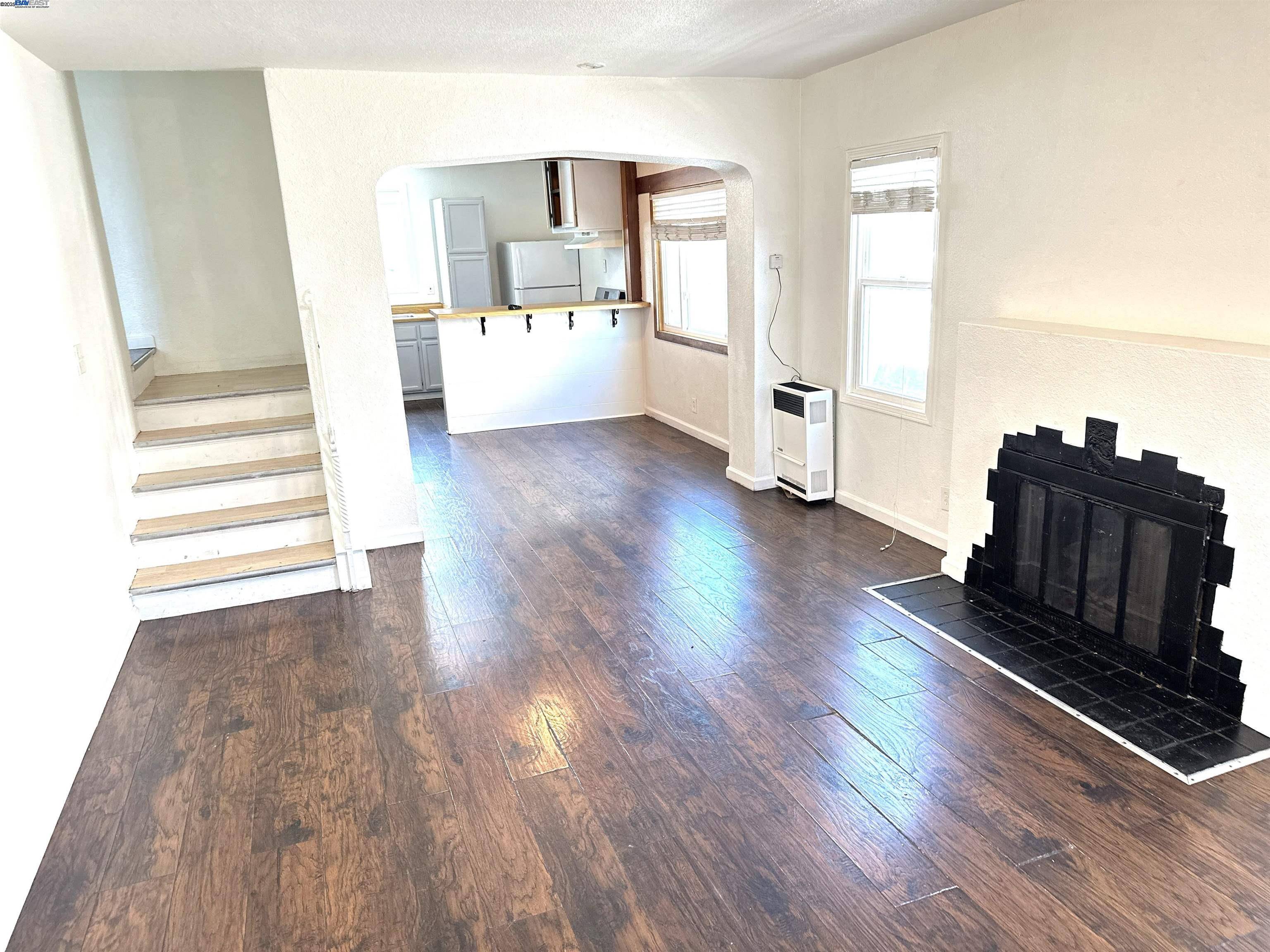 1933 103rd. Ave., Oakland, CA 94603