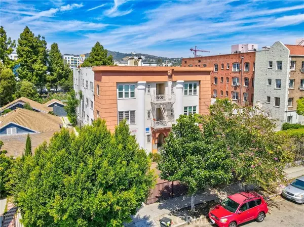 Los Angeles, CA 90038,5617 La Mirada AVE