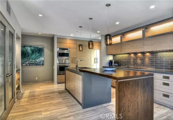 Corona Del Mar, CA 92625,214 1/2 Marguerite AVE