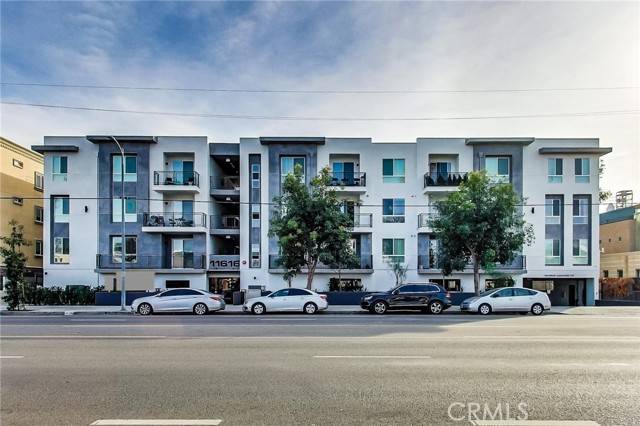 North Hollywood, CA 91601,11616 Burbank BLD 203