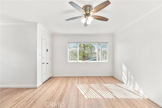 Lakewood, CA 90712,6142 Pearce AVE