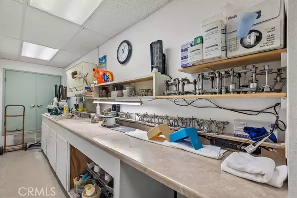 Anaheim, CA 92805,713 S Anaheim BLD