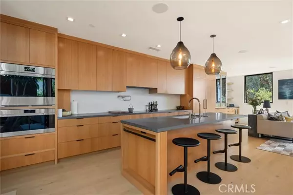 Hermosa Beach, CA 90254,2015 Monterey BLD