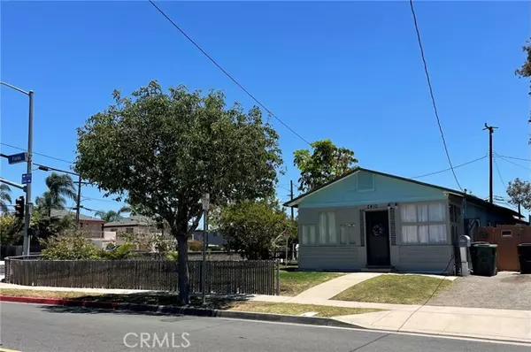 2410 Florida ST, Huntington Beach, CA 92648