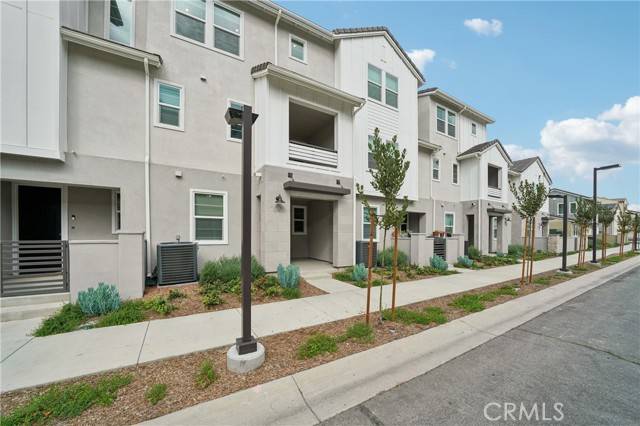 Chino, CA 91708,7547 Caspia CT