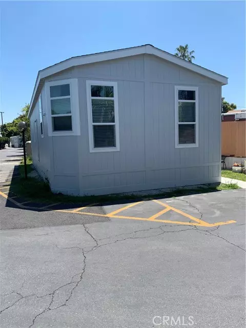 Santa Ana, CA 92703,2767 W 1st ST 14