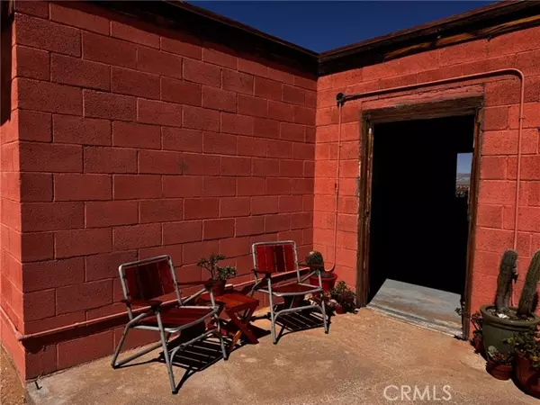 Twentynine Palms, CA 92277,6615 Thunder RD