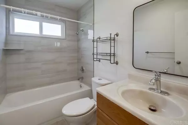 San Diego, CA 92117,4716 Mount Cervin DR