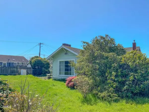 Fort Bragg, CA 95437,108 Fern AVE