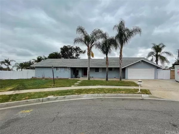 2395 N Waterberry ST, Orange, CA 92865