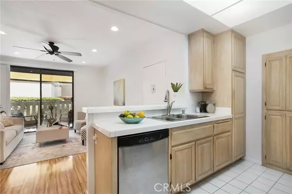 Lake Forest, CA 92630,20702 El Toro RD 379