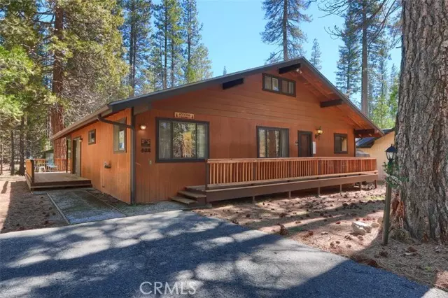 2646 W Bruce RD, Wawona, CA 95389
