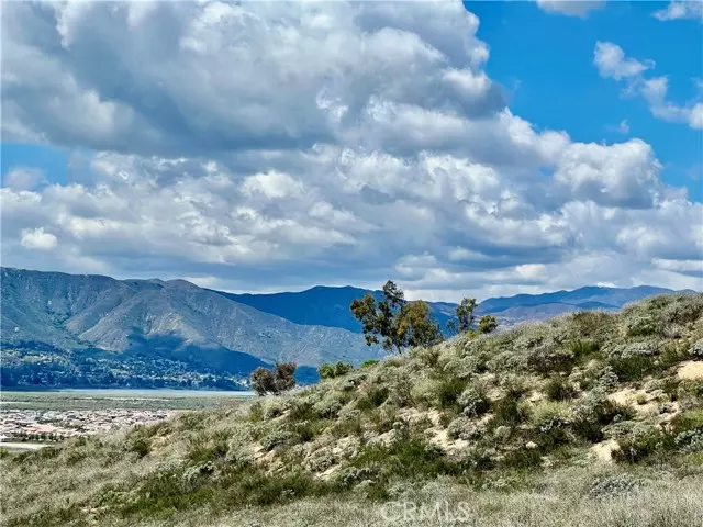 0 Olive ST, Wildomar, CA 92595