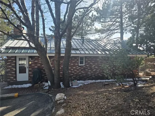 Running Springs, CA 92382,30748 Knoll View DR