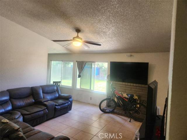 Merced, CA 95340,3503 Vernal AVE