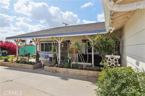 Jurupa Valley, CA 92509,6216 Rustic LN