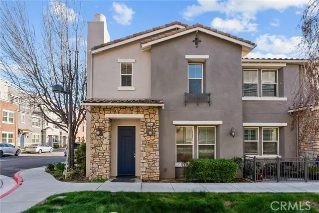 2239 Rolling River LN 1, Simi Valley, CA 93063
