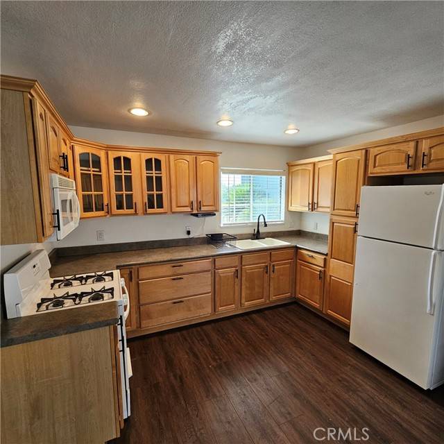 Claremont, CA 91711,869 Saint John PL Back House