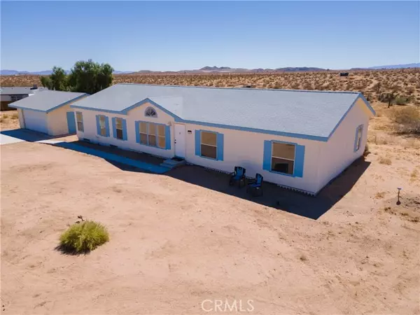 423 Delgada AVE, Yucca Valley, CA 92284