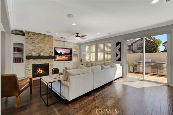 Lake Forest, CA 92630,302 Summit Crest DR