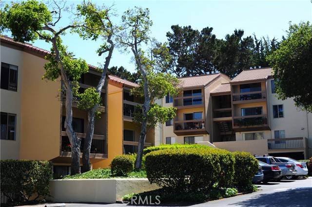 2308 Golden Oaks Ln, Monterey, CA 93940