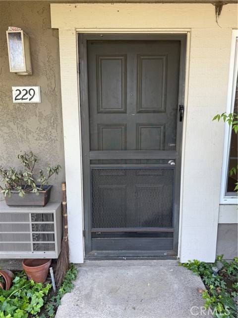 229 Springview, Irvine, CA 92620