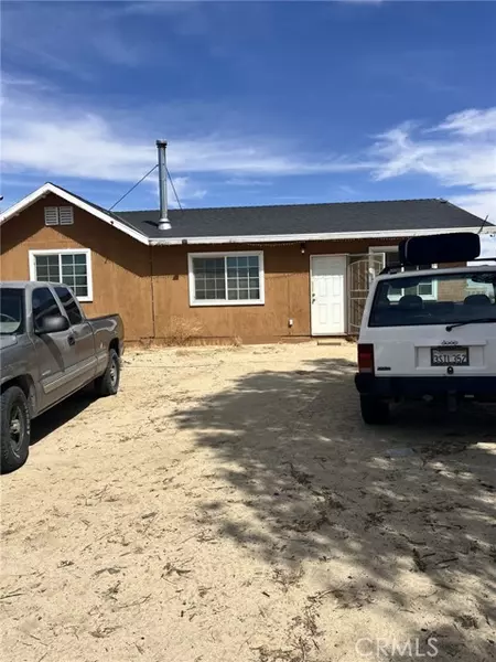 19507 E Avenue Q, Palmdale, CA 93591