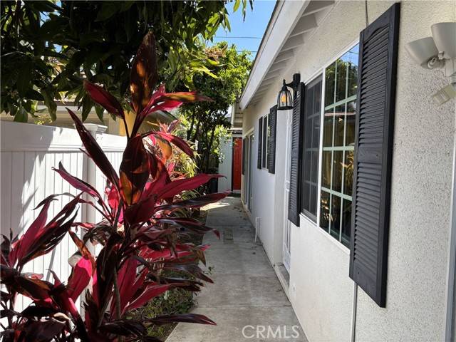 2515 Poinsettia St 1/2, Santa Ana, CA 92706