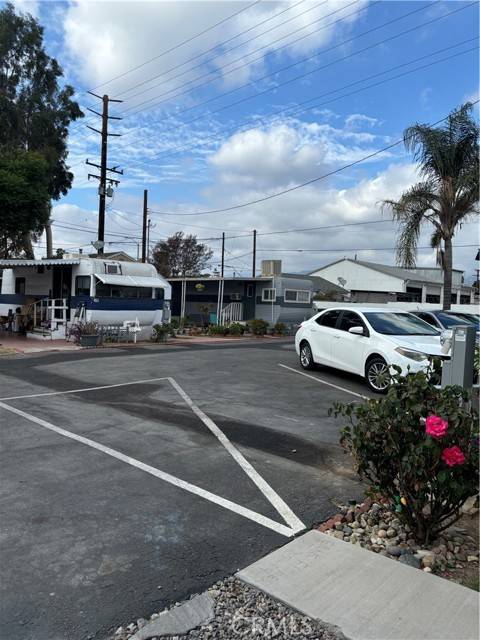 Covina, CA 91723,375 E SAN BERNADINO A5