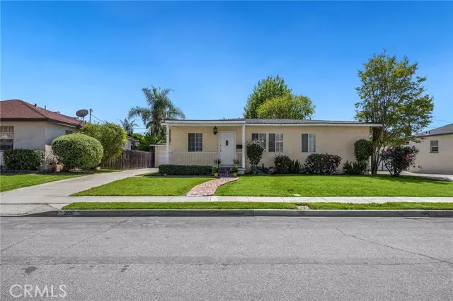 206 Locust ST, Brea, CA 92821