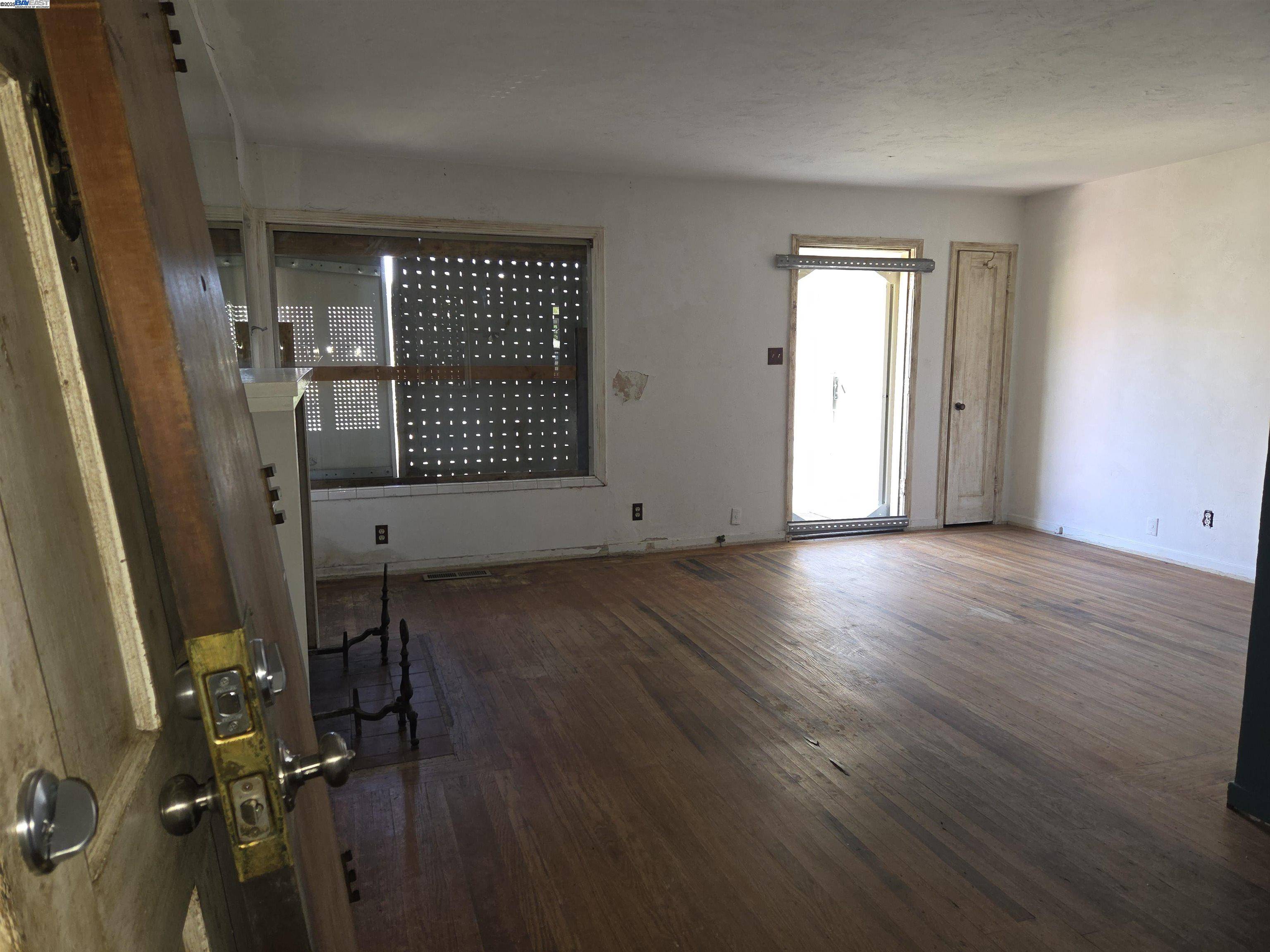 El Cerrito, CA 94530,7007 Manila Ave