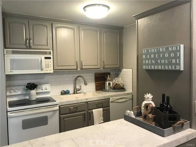 Redondo Beach, CA 90277,802 Camino Real 103