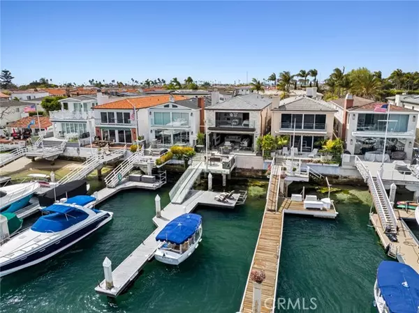 Newport Beach, CA 92663,218 Via Lido Nord